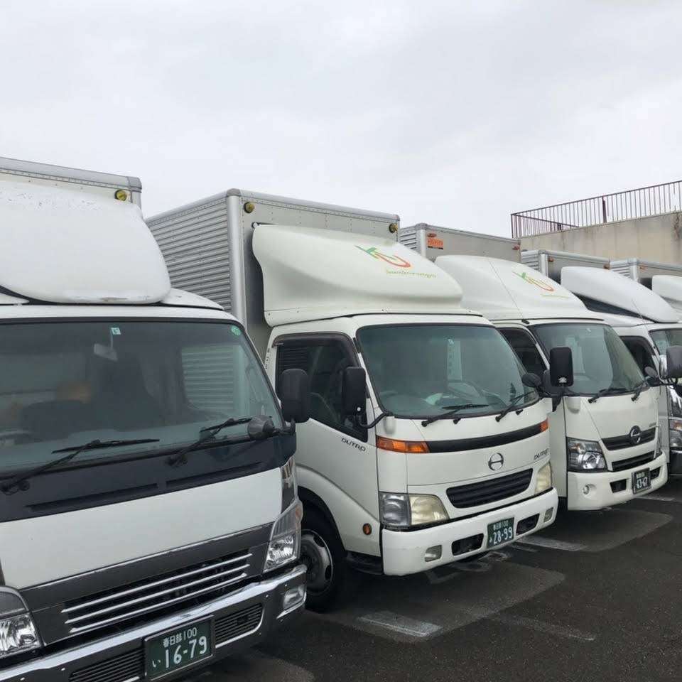 自社トラック